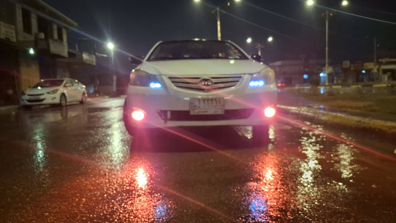 السلام عليكم BYD /G3 
مديل 2013
كير عادي
رقم بابل مشروع وطني راعيه يريد مداور
محرك نضيف 1600
 ضربتها باب وجاملغ الي خلف الصدر. لباقي كفاله 
عليها غرامه تنزل من سعرها 
حدادية زينه
عضمتها حلوة
شاشه
فتحة سقف
تحكم ستيرن
بصمه تشغيل عن بعد
السعر 58 وبيها مجال 
مكاني كربلاء
رقمي ***********
خاص مغلق
