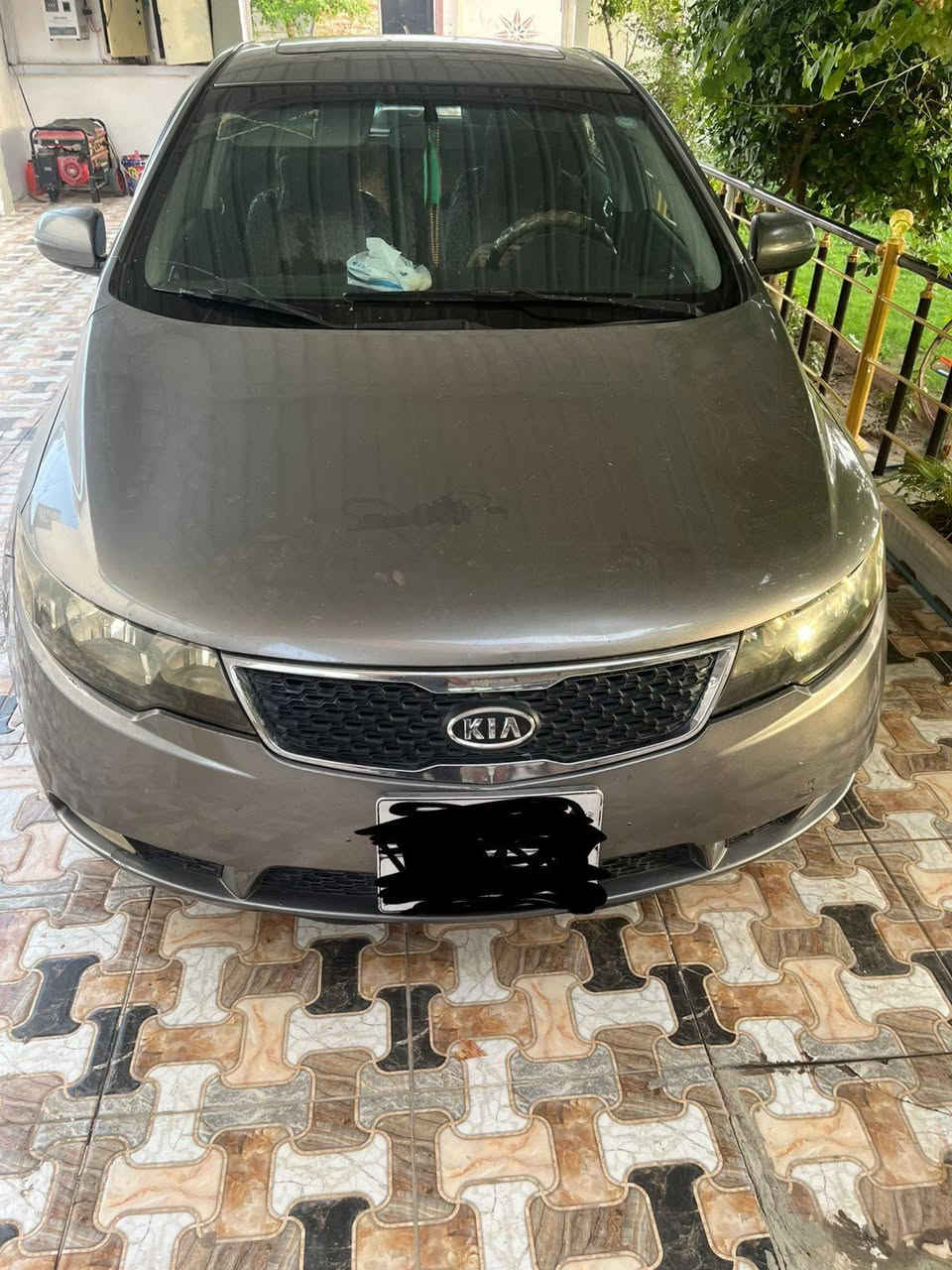 سلام عليكم سيارة نوع كيا سيراتو موديل 2012 سيارة ماشية 234 كيلو مواصفات فتحة اشاير بلمري شفتات استيرين نظام مانع انزلاق  لون رصاصي غير محدد محرك 1600 دوش خليجي 
ضرر ربع جاملغ امامي بس ضرر طعجة راجع ابلادي بدون ايرباك رقم اربيل نافذة سنرية اشوكت متريد تحويل موجود السعر 98 بيهة مجال  الاتصال على هذة رقم ***********

‭0771 298 6034
