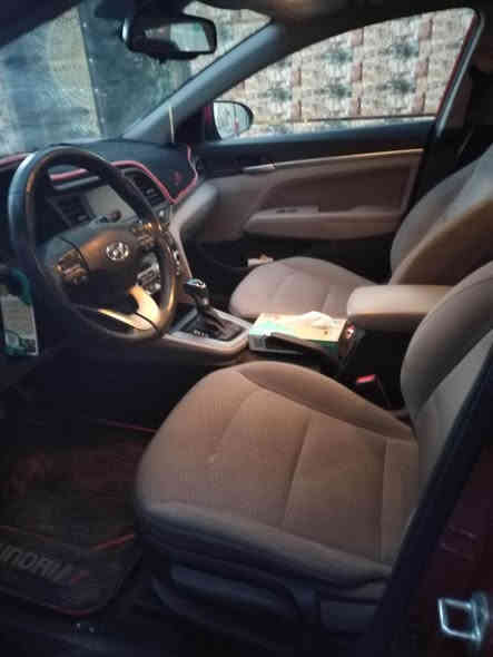 سلام وعليكم النتره مديل ٢٠٢٠ معوقين بعد سنه وتنفك تريد وكاله عامه موجوده اي شي تريد اني خادم حادث سياره جاملغ وبنيد بدون دواخل فول موصفات سياره ماشيه ٧٥ بعده سياره مال جناي وجديده خير من الله سياره عنوان بغداد    ***********      سعر ١٢٥ بغداد
