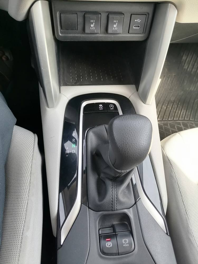 للبيع toyota corolla cross 2023 
وارد أمريكي18 كم ماشية 
بدون يرباك بدون صبغ  بدون تعديل
مكان السيارة اربيل رقم اربيل 
السعر خاص
الاستفسار اتصال على الرقم 
***********
