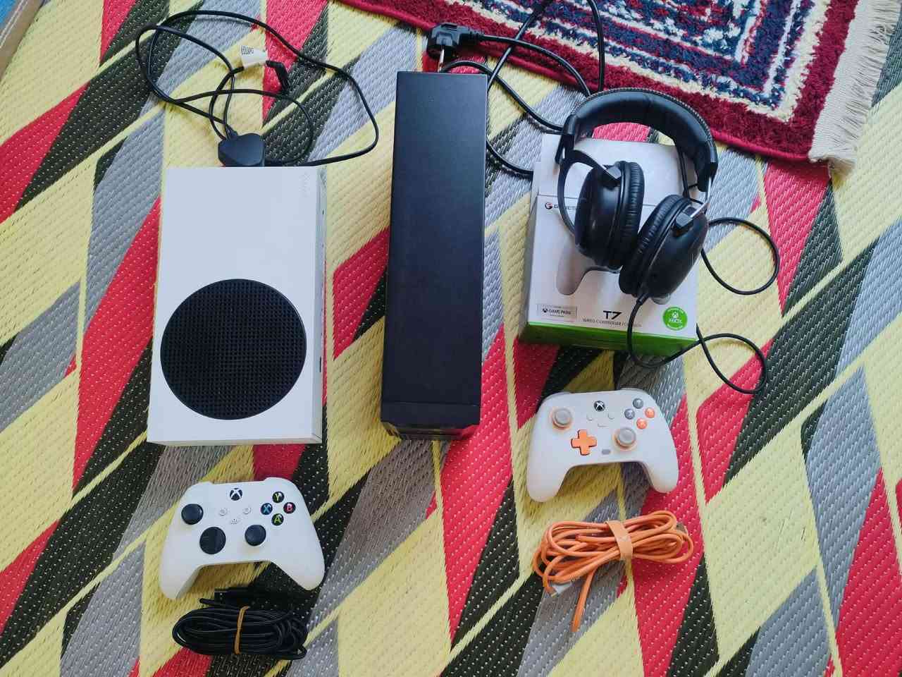اكس بوكس سيريس اس ذاكره 512 جيجا بايت
موديل 2023 

موجود وياه جوستك ام الكيبل 

وموجود جوستك لون ابيض ام البلوتوث وتشتغل كيبل همين 

سماعه هايبر اكس لون اسود 

وياه UPS مستخدم موديل 850VA

جميع المنافذ والكيبلات موجوده 

السعر  430 الف وبي مجال حك الجيه 

وماكو توصيل 

العنوان ديالى - ناحية كنعان


**إذا كنت صاحب هذا الإعلان وتريد حذفه لأي سبب، رجاءا أرسل رسالة إلى الدعم الفني**