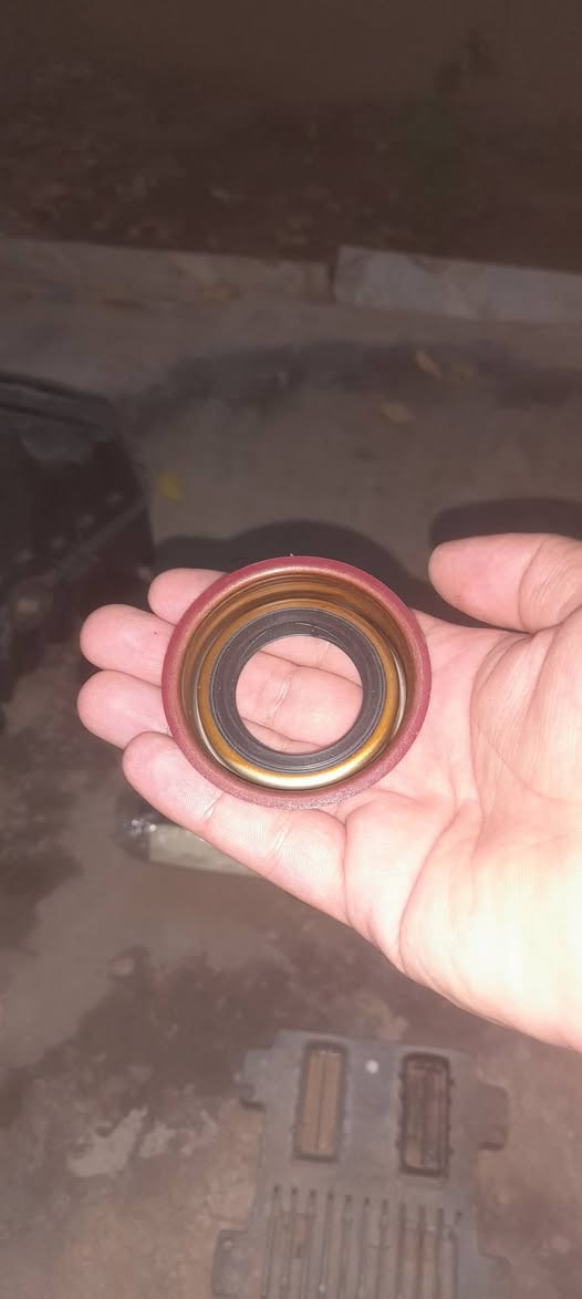 السلام عليكم غراض امبالا موديل  ٢٠١٠  محرك ٣.٥  مكاني كركوك وهذا رقمي ***********
١. عقل مال كصه سعره ٥٠ الف 
٢. فلتر شوته سعره ١٠ الف 
٣. فلتر كير سعره ١٠ الف  
٤. جبنه درايم شفت سعره ١٠ الف 
٥. فيشه سكليتر سعره ٥ الف
