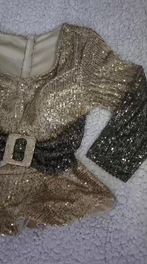 السلام عليكم 
فساتين سهره للبيع وبأسعار مناسبه نظافتهن 95/100.. يوجد توصيل بغداد وجميع المحافظات ب5 الاف


**إذا كنت صاحب هذا الإعلان وتريد حذفه لأي سبب، رجاءا أرسل رسالة إلى الدعم الفني**