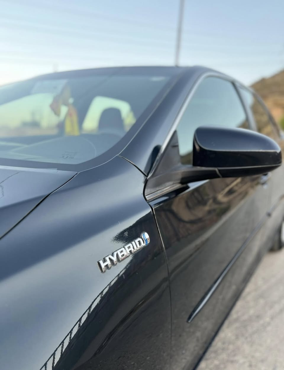 کامری ٢٠١٧ هایبرید امریکی
کلین تایتل فول اقتصادی 
کیرومحرك و کهربائ جدید شرط100%
سعر 155$
تبدیل ژی یاهەی 
سیارە یال دهوك📍 
***********☎️
