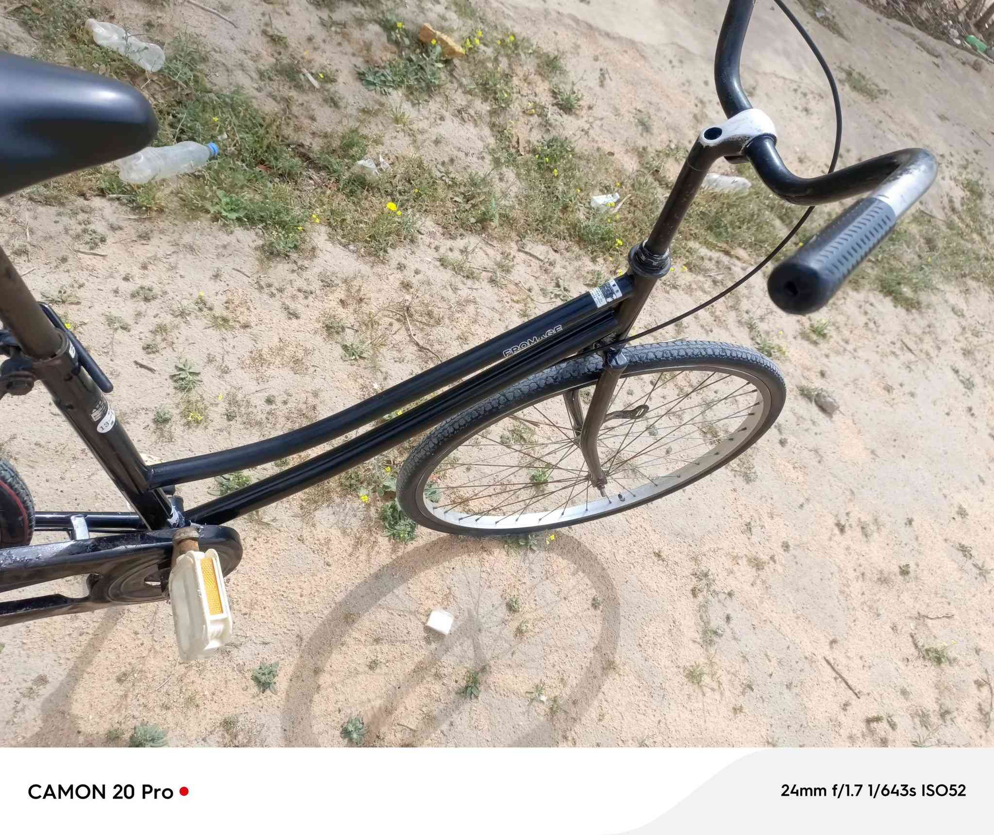 سلام عليكم عندي بايسكل ياباني اصلي باله بايسكل تأخذه ما تصرف علي ولا ربع حجم بايسكل 26 رايده ب 105 قفل الشراي يراسل وينحجز اله ... مستعجل


**إذا كنت صاحب هذا الإعلان وتريد حذفه لأي سبب، رجاءا أرسل رسالة إلى الدعم الفني**