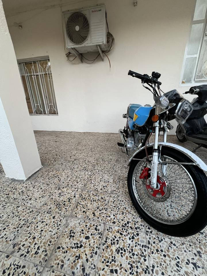 دراجه تايكر موديل2025 دراجه نضيفه لسعر 775 او بيه مجال لمو شرايه ليتعبني مكان ديالى بعقوبه بهرز اي ستفسار***********
