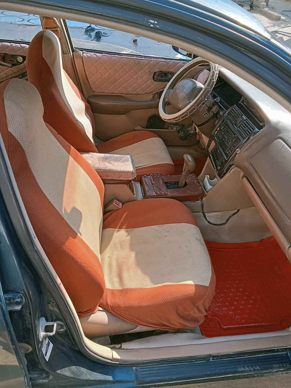 السلام عليكم افلون موديل 1995رقم بصره ابيض الألماني السنويه ل 27 نقصها حداده عامه وبيه جراد مكاني البصرة القرنه الثغر 35 وبيه مجال قليل لشراي ***********
