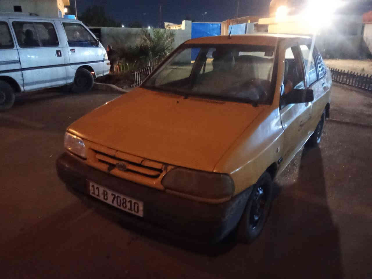 سلام عليكم سايبه 12 يردله صدر بس سياره كامل كلشي مابيه سعر 28 وبيه مجال  عنوان شعله  دوالم واهذه رقمي خابرني ودالل *********** وبي وتساب هاذ رقم مستعجل عل بيعه
