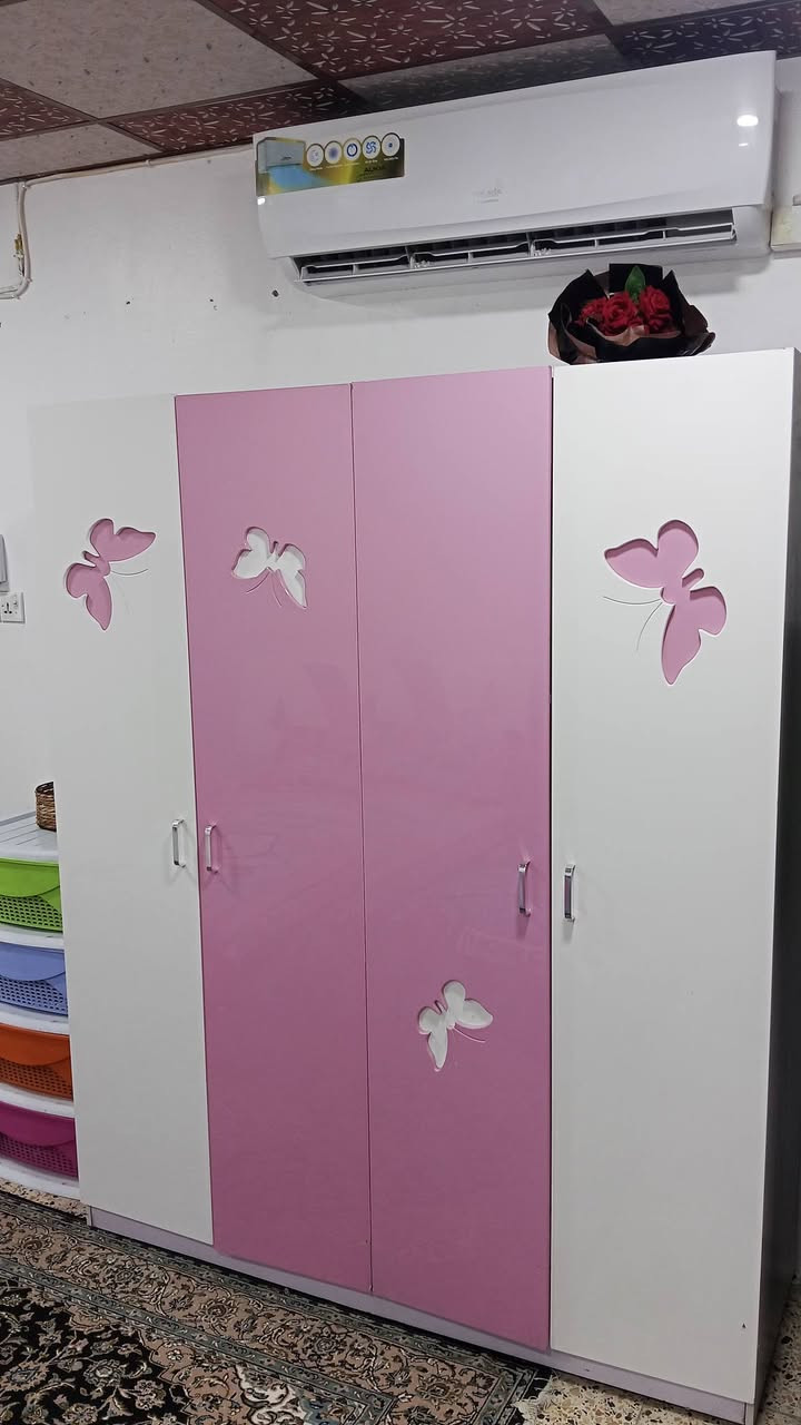 السلام عليكم للبيع غرفة نوم اطفال السعر 275 العنوان بعقوبة التحرير مقابل ماريا مول  او مجاور منفذ إسطنبول للاتصال ***********
