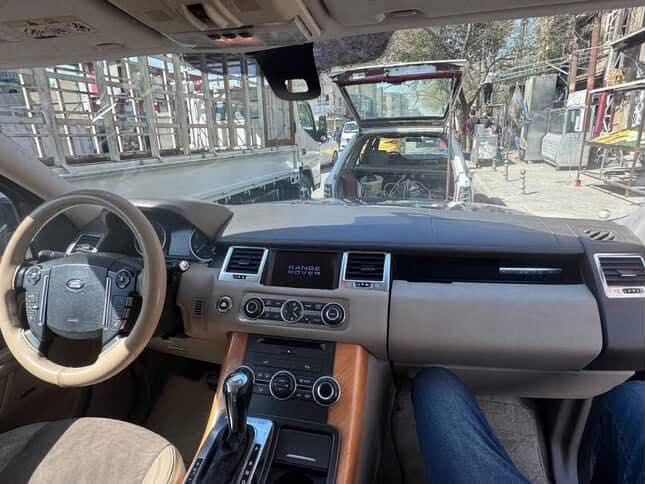 رانج روفر 2013 خليجي
خليجيه وكاله سردار 
بنيد وجاملغ سكن كلير
سياره كاسره رنك بستم رقم ٨
ابيع بدون مكينه 
سعرها ١١٥ قفل قفل 
***********
مكاني بغداد
