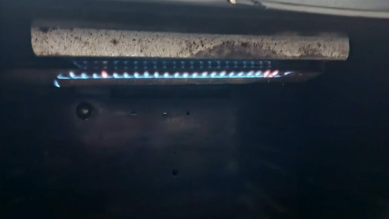 طباخ مصري فرش على الفحص مشروووط كدامكم نضافته وشغله
مكاني ناحية الصلاحيه شارع الجامع والسعر 175
***********
