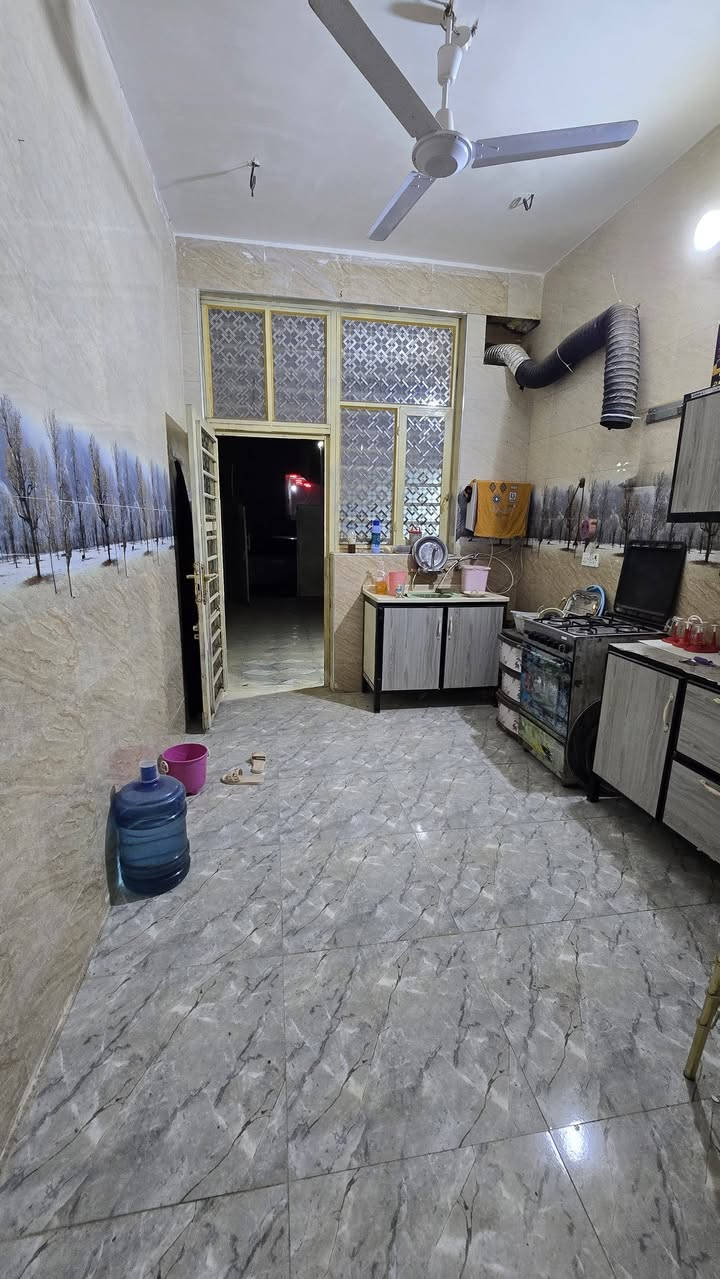 #للبيع #مشتمل #طابق #واحد 🏛
ملاحظه/ المشتمل مطلوب ١٣ الى مصرف الرافدين التسديد شهري ٣٠٠ الف ويكون التسديد حسب الاتفاق بين البائع والمشتري 

للبيع مشتمل طابو صرف بناء درجه اولى 🌴
 مساحه ١٢٥ متر🌴

واجه ٦.٢٥ متر 🏠
نزال ٢٠ متر 🏠
شارع ١٠ متر 🏠
البناء طابوك والسقف صب مسلح 🏛

يتكون الشتمل من طابق واحد 🏨
استقبال ٥ × ٤ 🏠
صاله ٤ × ٤ 🏠
مطبخ ٣ × ٤ 🏠
غرفة نوم ٦ × ٥ 🏠
منور ٣ × ٢ 💐💐
صحيات داخليه وصحيات خارجيه  🌏

تتوفر فيها جميع الخدمات السكن 🌴

باقي التفاصيل موضحه في مقطع فيديو والصور 📷
 
الموقع  المحاويل حي الأسرى الأفراز 🌏🌏🌏🌏

🌿🌿🌿🌿🌿🌿🌿🌿🌿🌿🌿🌿🌿
#للإستفسار اكثر او معرفة السعر يرجى مراسلتنا او  الاتصال على الارقام التاليه او زياره #مكتب #عقارات #اراضي #المحاويل الكائن في قضاء المحاويل حي ١٧ قرب #مقهى الصياد القديم 
*********** / *********** حسين أبو شمس
