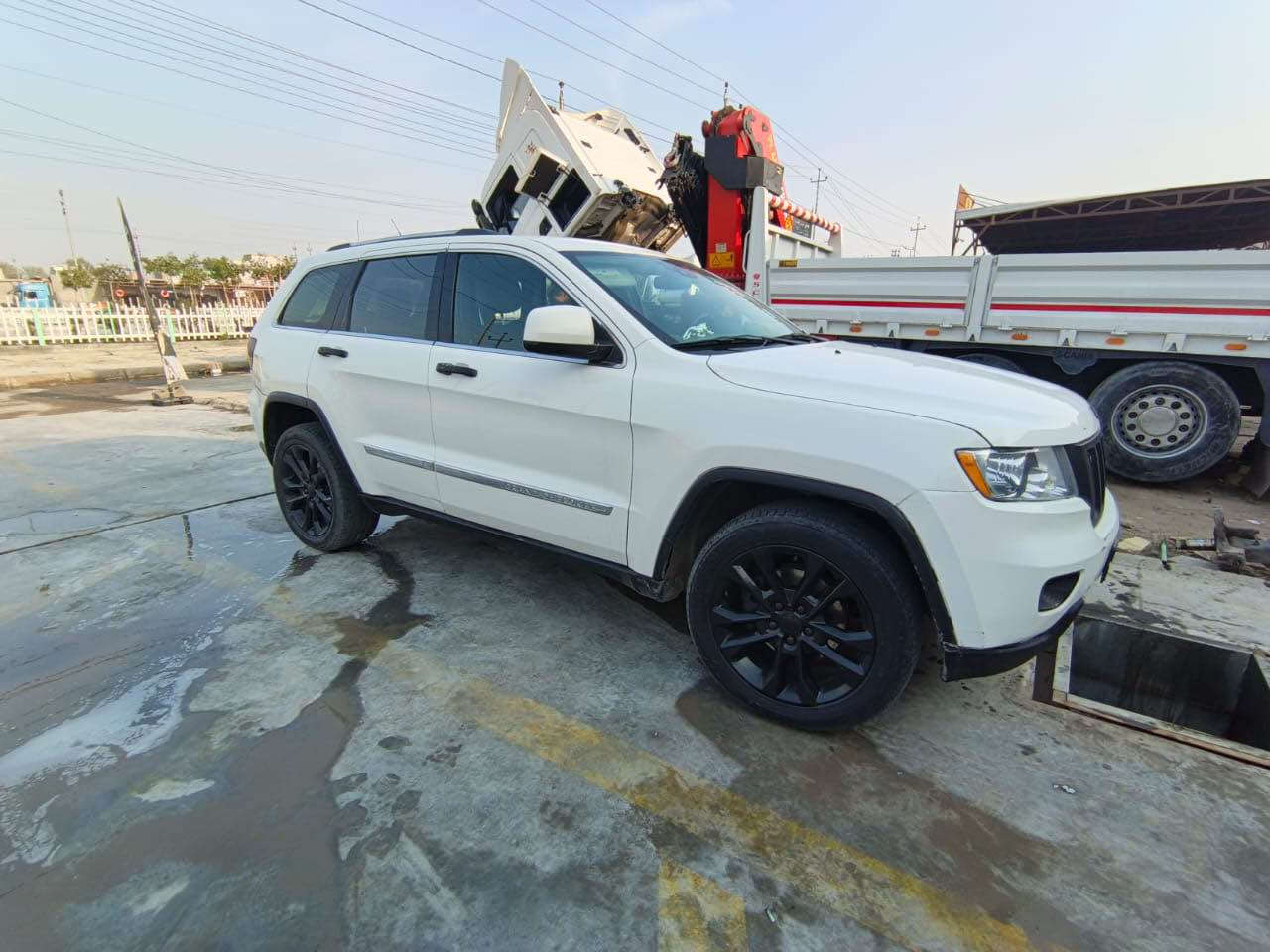 والله مكلف بالنشر لاريدو 2012

سياره جازه ما بيها اي نقص 

سته سلندر 

صدر  كامل حته دبلات زيرو قبل شهر بدلتهن

بيها  صبغ بالچاملغ الخلفي عكس السايق وبيها زلوغ طخات تجي وتشوف

السعر 170 ورقة بيهه مجال 

*********** القرنة, البصرة
