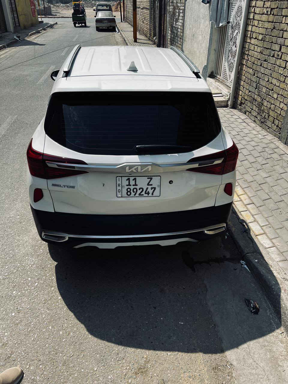 سلتوس ٢٣ كامله المواصفات عدى الفتحه محرك ١٦٠٠ تيربو بسمي بغداد بيها جاملغ مبدل اصلي لايسر السياره مابيها صبغ ريدها ١٥٥ هذا رقمي وخابر وتدلل ***********
