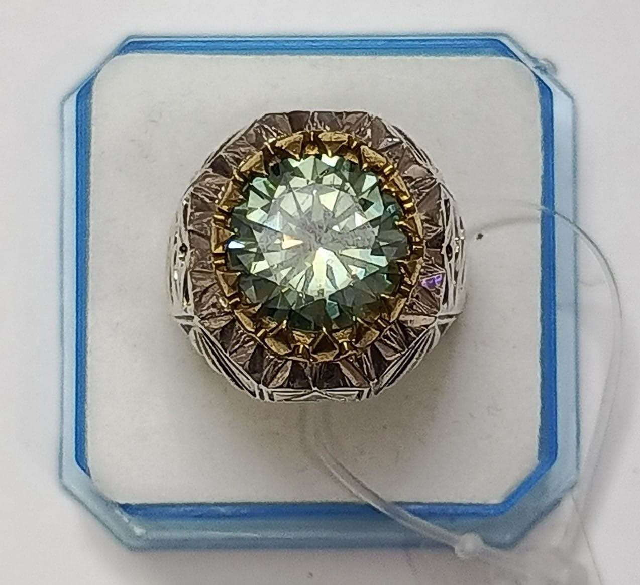 خاتم موزنايت صياغه يدويه فضه 925 معه شهادة منشه القياس 23 السعر80الف 
توصيل جميع المحافظات 5الف
*********** بغداد, العراق
