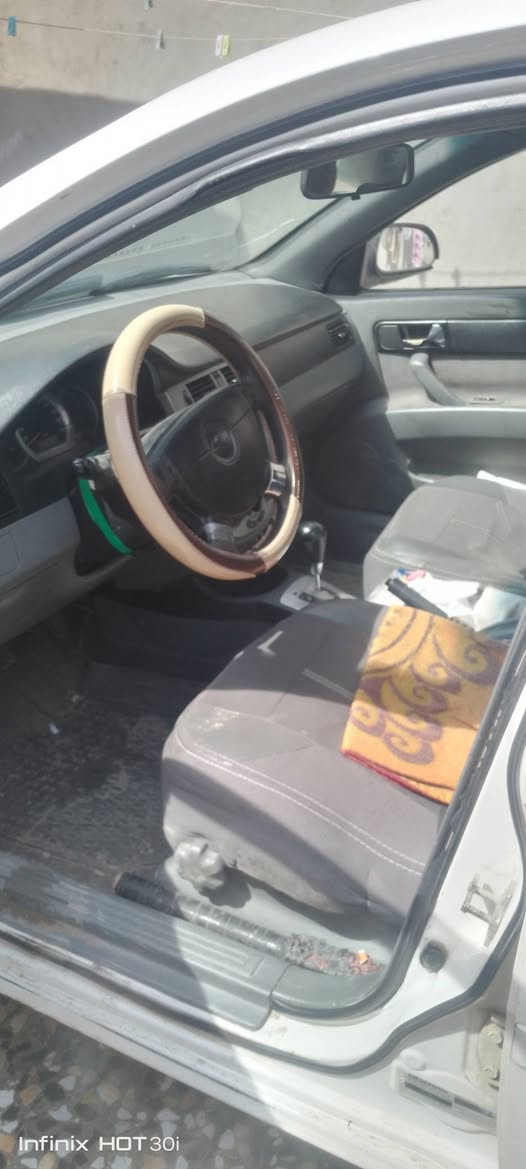 سلام عليكم ورحمة الله اوبترا 2008 للبيع كير محرك مكفولات السياره متعوب عليهه رقم بغداد مصبوغه حزام للجماليه تخم تاير جديد تبريد ثلج السعر /70 و بيهه مجال ***********
