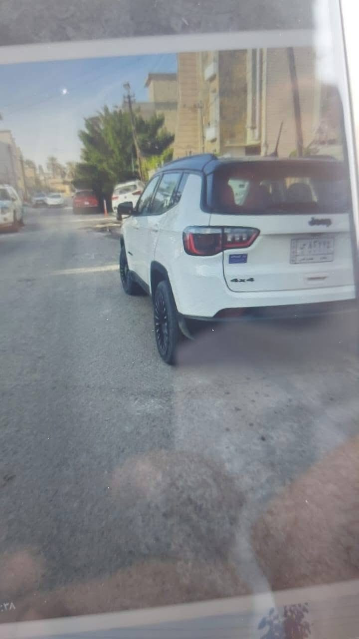 السلام عليكم جيب كومبارس موديل ١٩ فور ويل رقم بغداد
محرك ٢٤٠٠ وارد امريكي  بصمه 

تشغيل عن بعد 

بصمه ابواب

شاشه بلادي وشاشه كاربلي 

كير ٩نمر 

كاميره خلفيه 

تبريد قطعتين 

كشنات جلد 

تدفئه وتبريد بالكشنات والستيرن 

غرفتها تخبل 

ماشيه ٧٦

صبغ بيها فقط قطعه وحده داخل العراق لباقي بامريكا

سياره نضيفه ومابيها اي شي 

مستعجله على بيعتها

سعرها.   ٩٦

***********

‪***********‬
