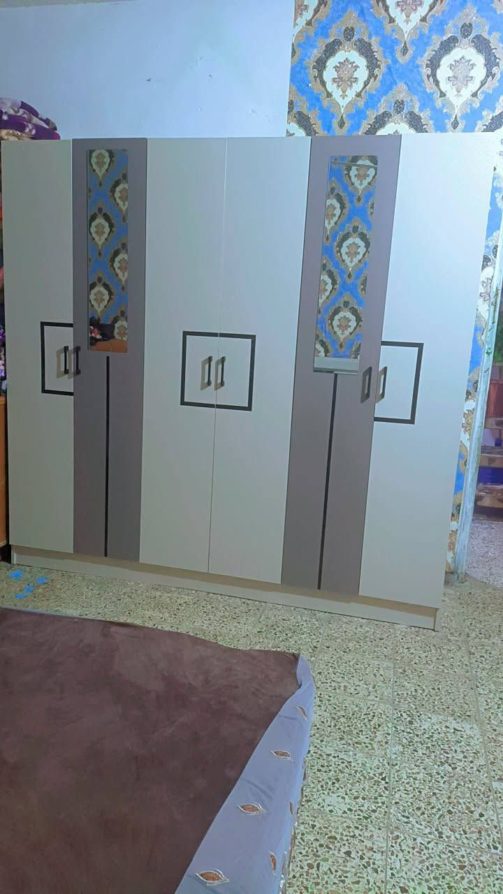 لبيع
