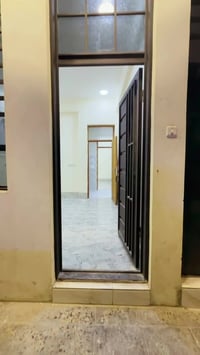 مشتمل ارضي للإيجار في حي الجوادين  جديد وجاهز للسكن للاستفسار اكثر الم...