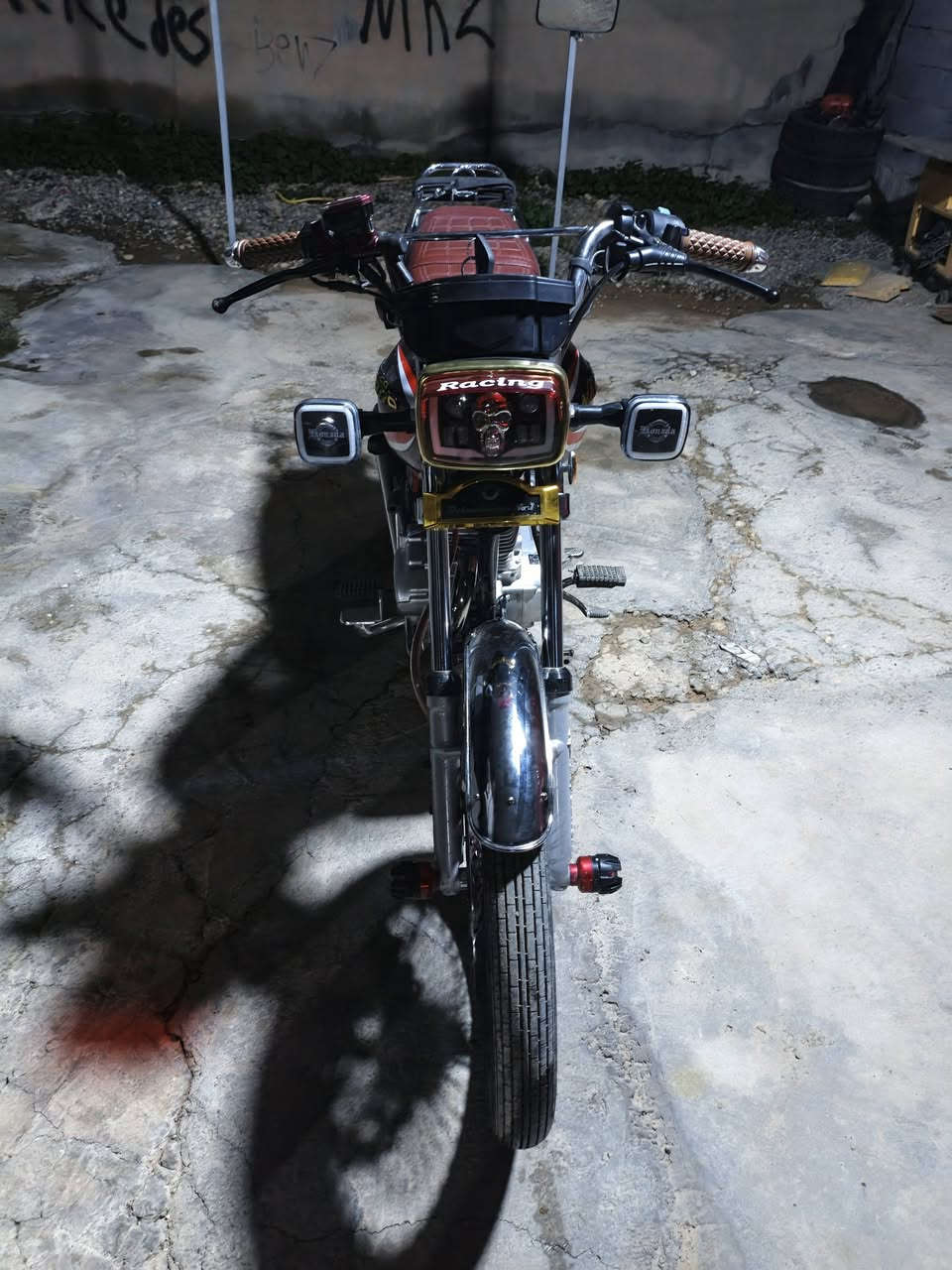 السلام عليكم عندي دراجه للبيع موديل 26 نامي برو 4 كير دراجه نظيفه ورقه مكاني السعر 750 بمجال خانقين اي استفسار على هذا الرقم ***********
