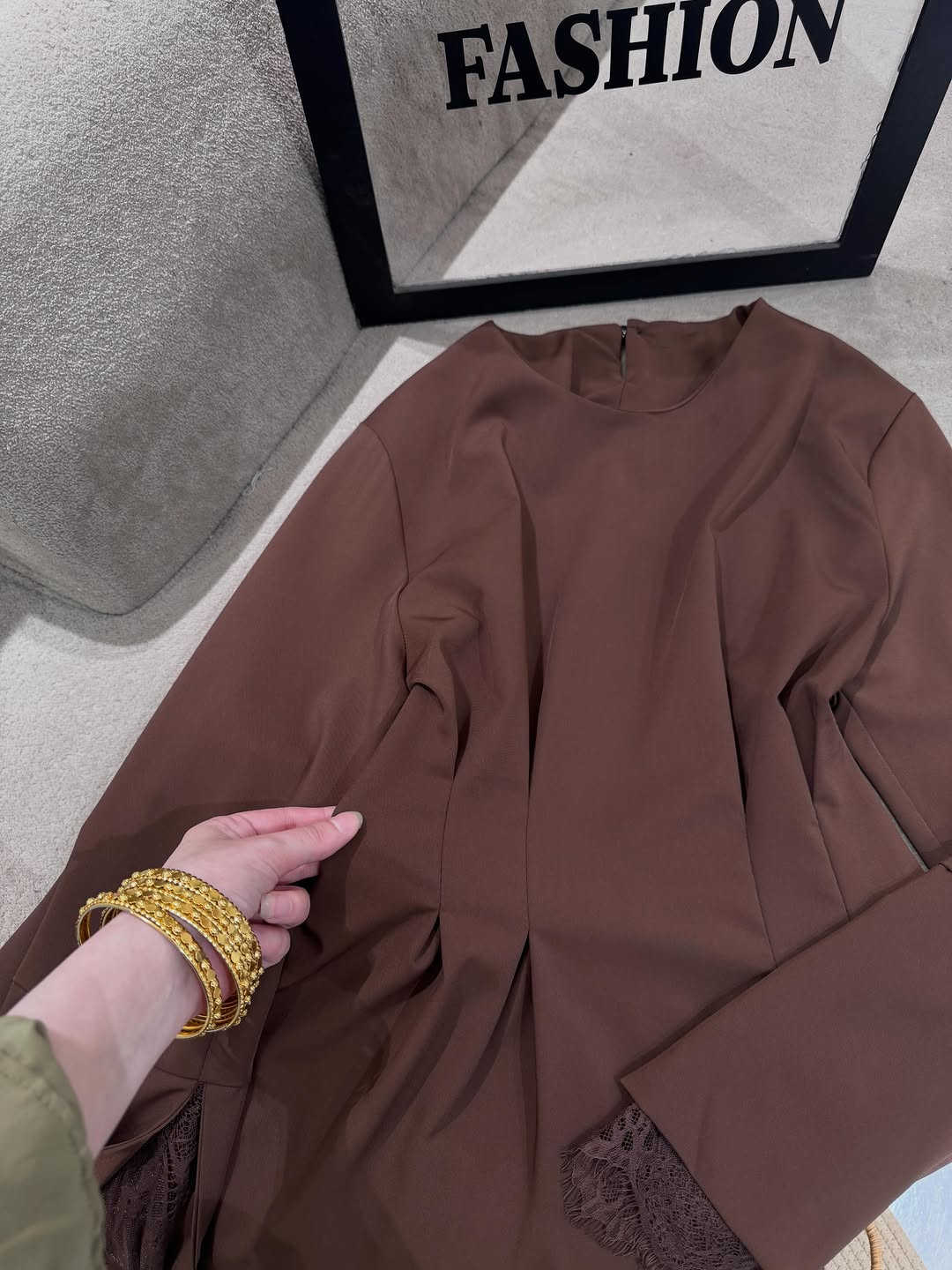 سوت مخصر بتصميم ردن دانتيل كوالتي عالي جدا 🔥
متوفر ب 5 الوان ✨
طول القميص 75cm 
 بنطرون كيلوت طول 110
قياسات 38-46
قطع محدوده 🔥
#اكسبلور_explore #اكسبلور_فولو #اكسبلورر #اكسبلور_العراق_السعوديه_الاردن_ايران_الكويت_طق_لايكات_كومنت_يلاا💙 #اكسبلور_ضيفونا


**إذا كنت صاحب هذا الإعلان وتريد حذفه لأي سبب، رجاءا أرسل رسالة إلى الدعم الفني**