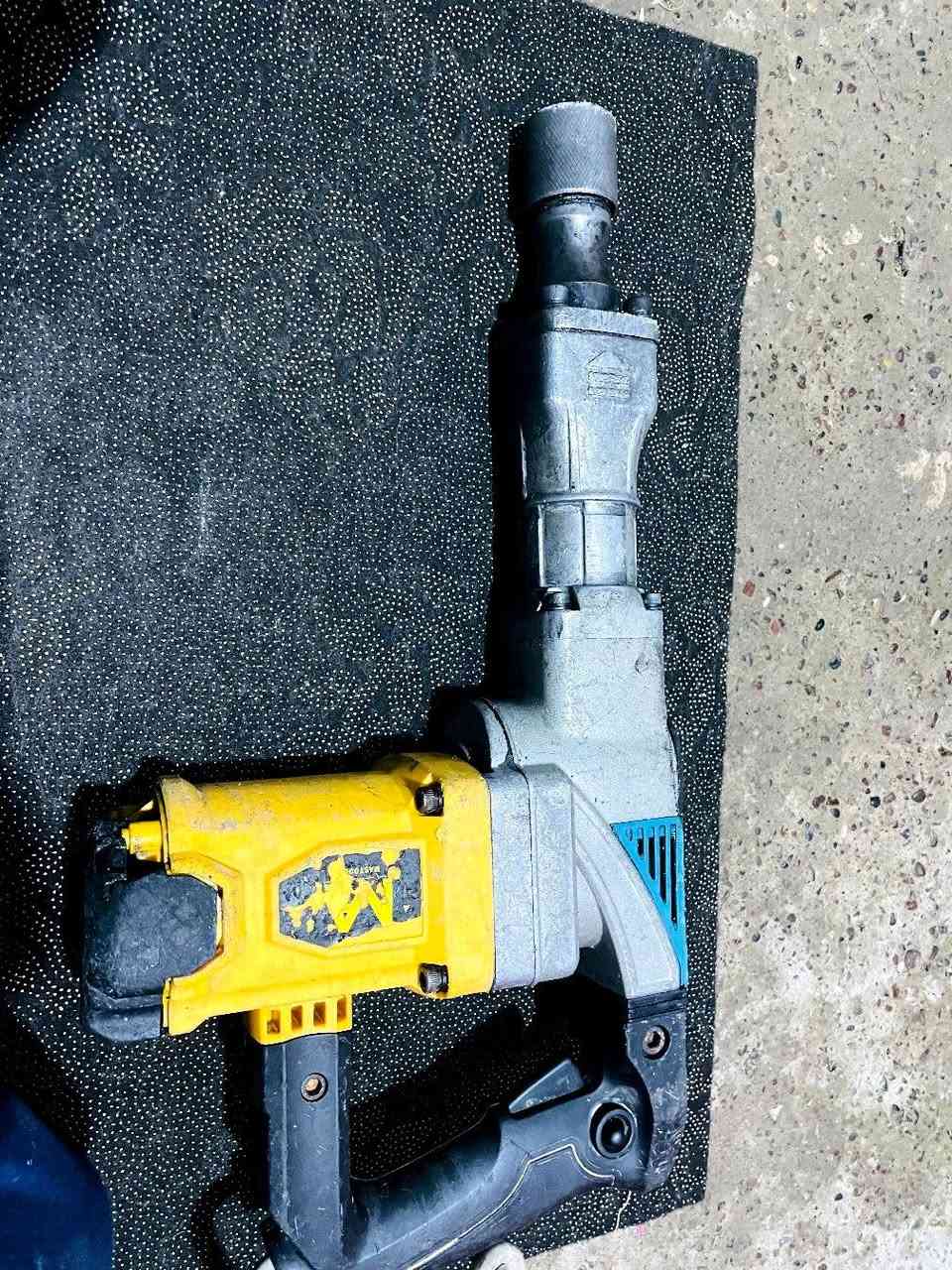 للبيع


**إذا كنت صاحب هذا الإعلان وتريد حذفه لأي سبب، رجاءا أرسل رسالة إلى الدعم الفني**