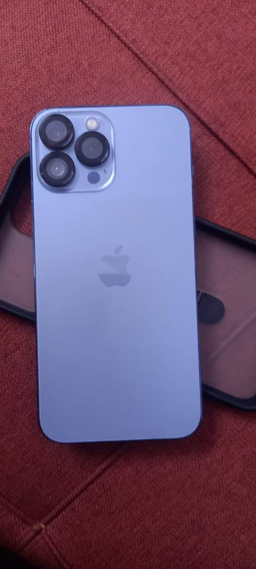 ايفون13برو ماكس مبدل بي شاشه و بطاريه 
الجهاز خير من الله كل شي مابي فقط بي فطر بل ضهر مو ضوح بل صوره كلش زغير كامرته كلشي مابيهن للبيع او مراوس مكاني بغداد شارع الكفاح *********** بغداد, العراق
