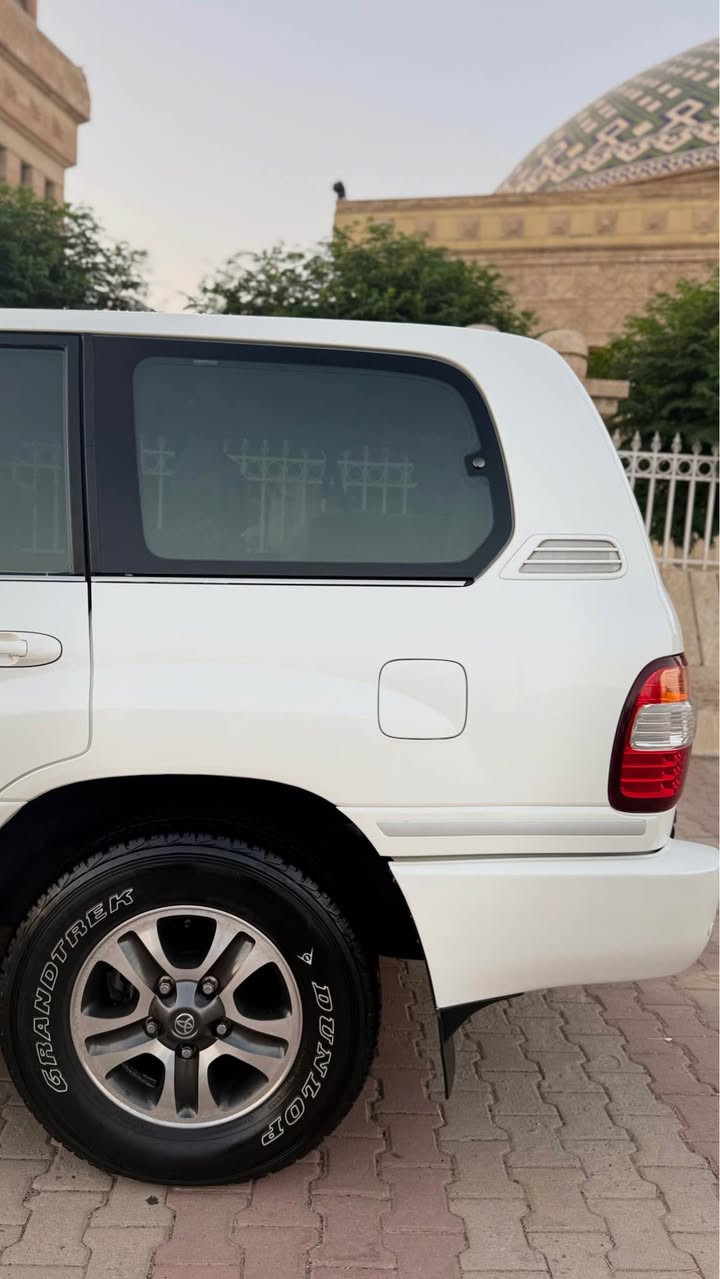 تۆیۆتا مۆنیکا مۆدێل 2006  VX.R   V8
مواسەفات لەگزیس کوشن شامۆ سلایت
سپی سەدەفی ناوزەرد تەبرید مەرکەزی 
چوار تایەی نویە سەنەوی و رەقەمی تازەیە 
مەکینەی نەکراوەتەوە زور تازە ماوەتەوە 
یەک پەلەی لە بۆنیتەکەی بۆیاخە بەبی زەربه

*********** watsap
سعر -228$ أربيل, العراق
