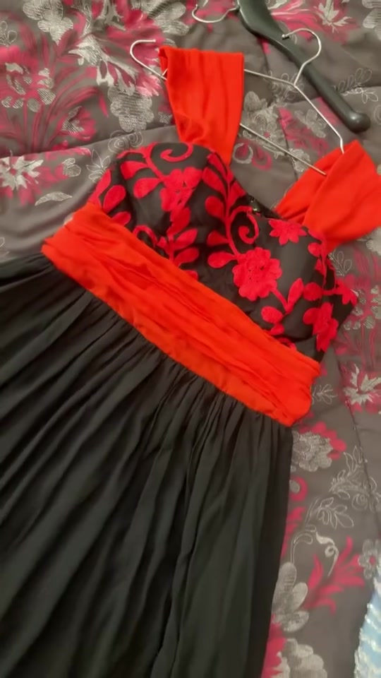 حبايب فساتين للبيع بسعر مناسب ميجاوزن ال٣٠ الف والقياس فستان بيجي يلبس من ٤٠ لحد ٤٢  وباقي فساتين من ٤٢يلبسن لحد قياس ٤٦


**إذا كنت صاحب هذا الإعلان وتريد حذفه لأي سبب، رجاءا أرسل رسالة إلى الدعم الفني**