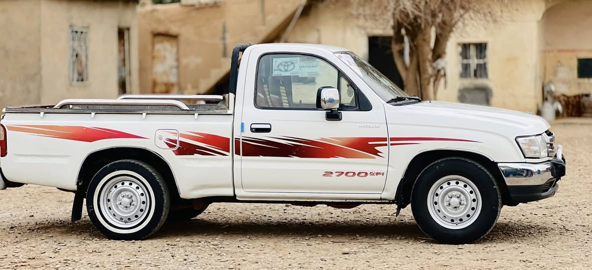 السلام عليكم مكلف بالنشر سياره بيكم 2004للبيع كله على شركه  صبغ مابيه خلاص سنويه مجدد لل 29رقم كركوك تحويل السعر 135ورقه وبيه مجال الاستفسار عل رقم***********
