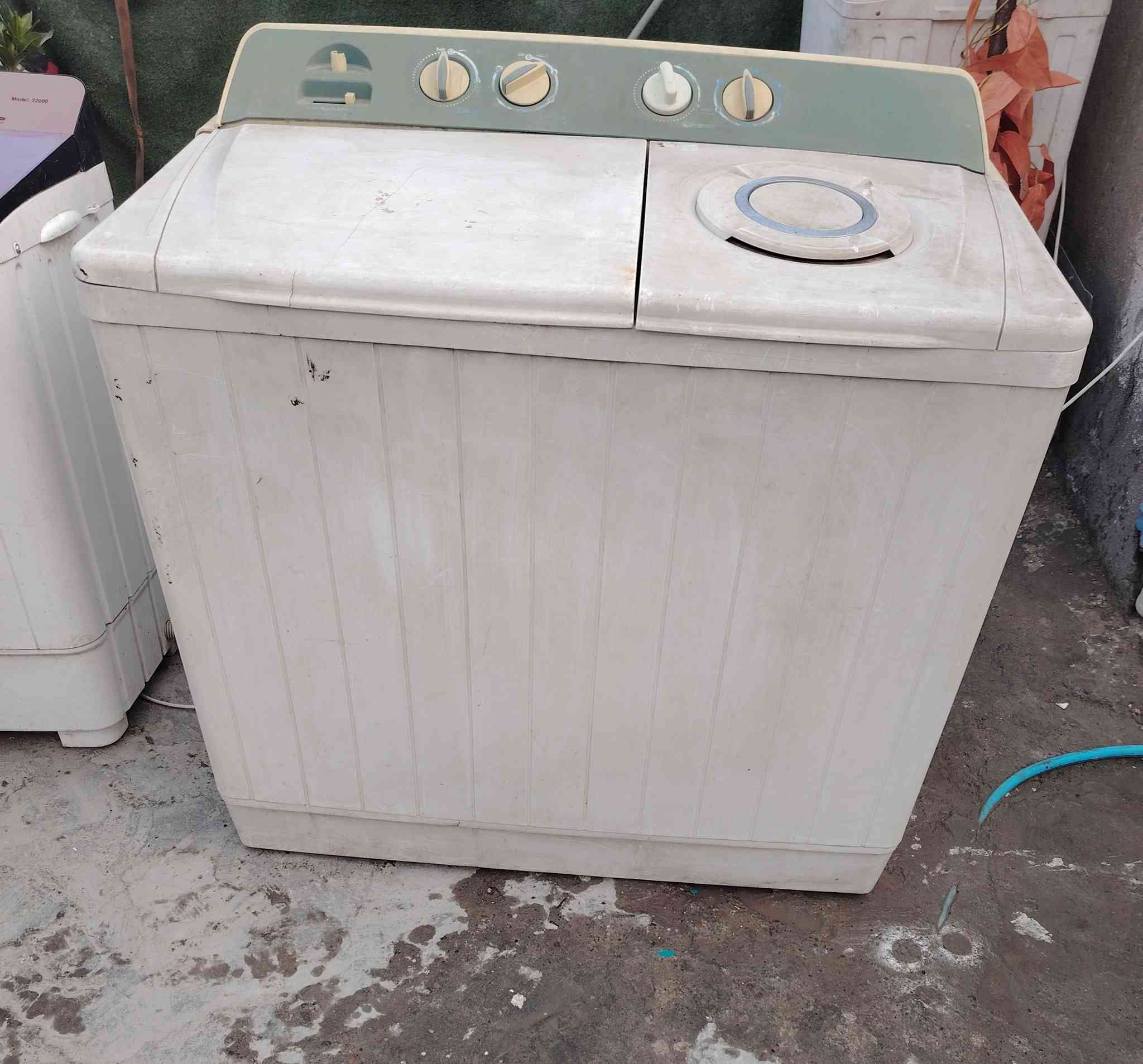 غراض للبيع كلمن وسعر شراي تعال خاص عنواني بغداد سبع البور ال 5000موجود توصيل داخل سبع البور فقط


**إذا كنت صاحب هذا الإعلان وتريد حذفه لأي سبب، رجاءا أرسل رسالة إلى الدعم الفني**