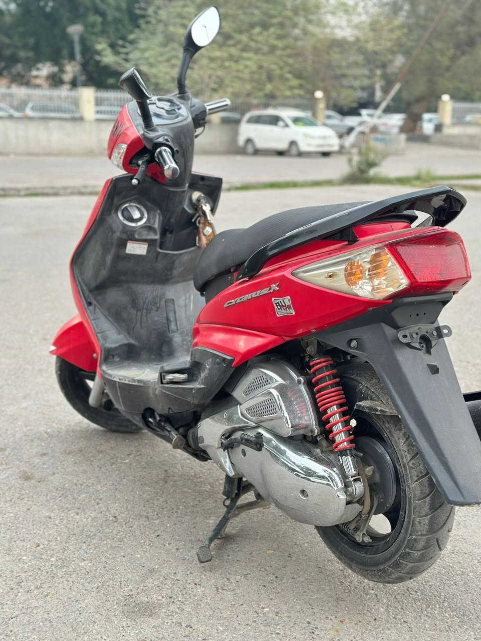 السلام عليكم دراجه سكنس ياباني قبغ نفخ خطين نوزل دراجه شلعه معدل كهرباء كلهه شغاله ستاند حساس كهرباء دراجه رمبه بلاديه قبل شهر نزلتهه من الرمبه للبيع او مراوس بسكنس جبلي نضيف العنوان بغداد شارع الكفاح 
للاتصال واتس اب ***********
او الاتصال ***********
