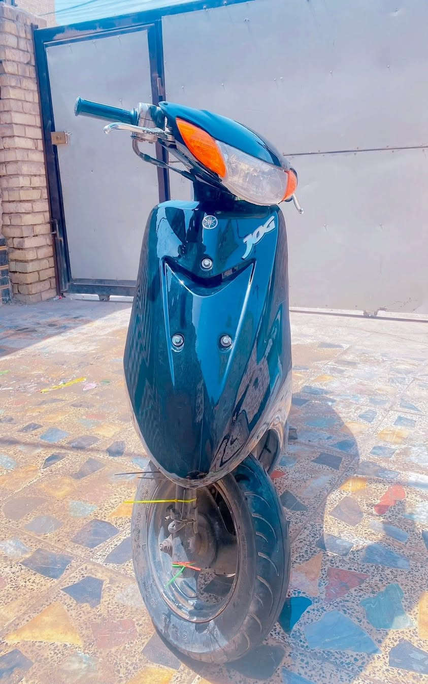 سلام عليكم ..
دراجه عصفوريه 60 للبيع 
 الدراجه حلوه ونظيفه 
شلعه ومعدل فول
سلف هندر كهربائيات كلها شغاله
عنواني بغداد البلديات 
سعر 300 وبيها مجال بسيط للشراي 
***********
