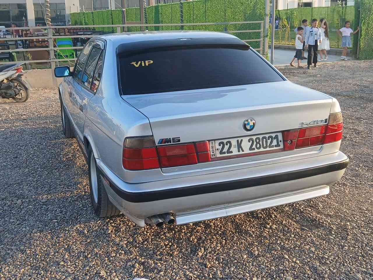 Bmw 525 1990
مسكر 25 اصل 
كير ومحرك كفاله 
حداديه جديده 
تخم تاير جديد
غرفه جلد 
شاشه 
ويل خليه اصلي
رقم اربيل دولي شرط التحويل والغرامات مكاني صلاح الدين الاسحاقي السعر ٦٠ وبيهه مجال ***********
