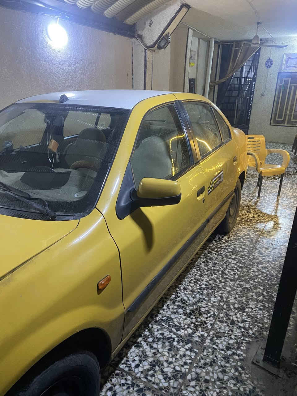 السلام عليكم سمند موديل 2013 بنيد مضروب  وجاملغ خلفي  وبيه ملاحضات بسيطه  عارضهه 41 وبيه مجال الرقم ***********
