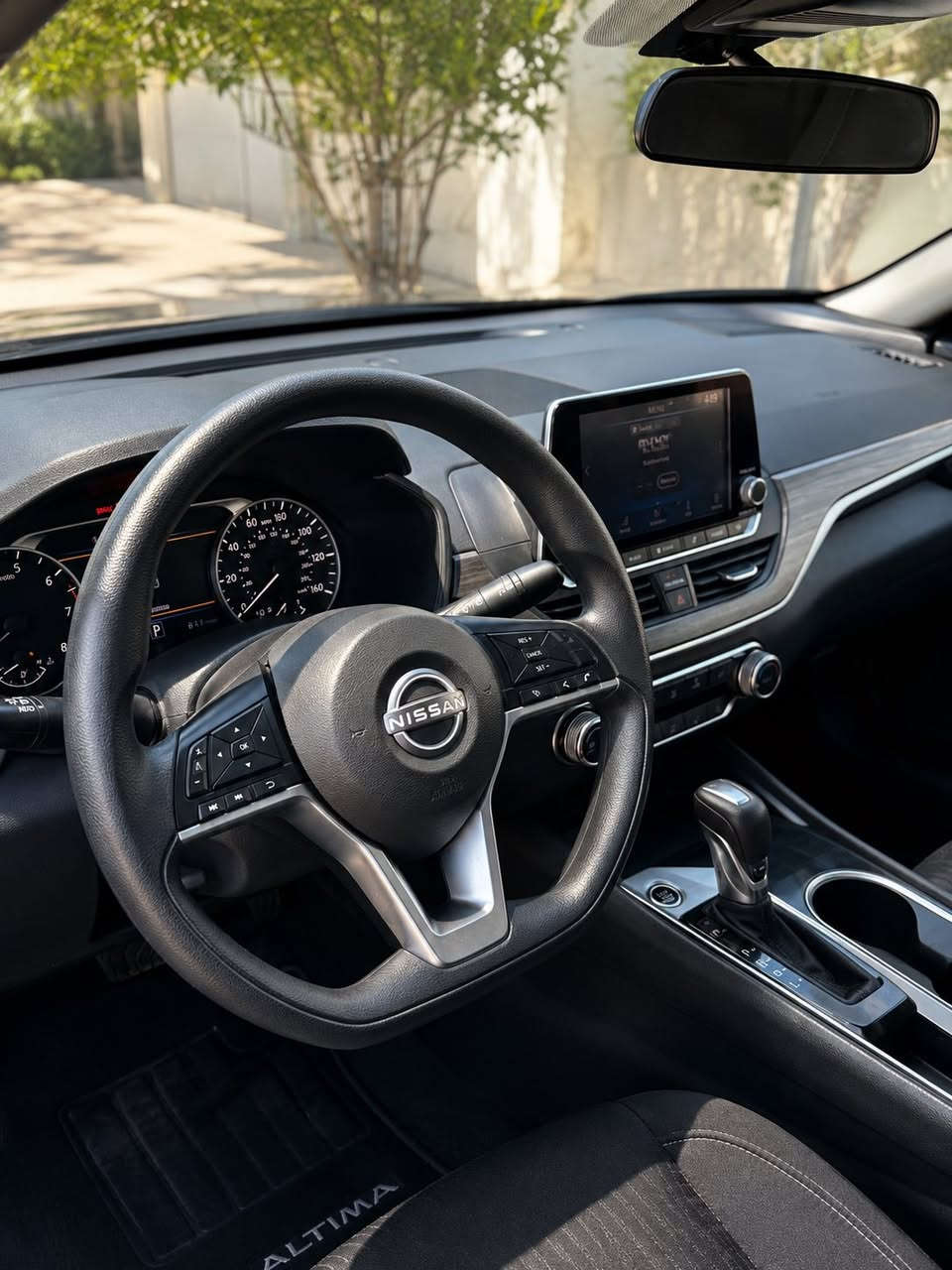 سلام عليكم للبيع فقط (بدون مراوس)
🚘 نيسان ألتيما 2024�🇺🇸 وارد أمريكي�✨ فئة SV�🎨 اللون: نفطي�📍 الموقع: ديالى / خانقين
✅ ماشية 32 ألف ميل فقط�✅ السيارة بجم كبس�✅ بدون إيرباك (فقط بردة)�✅ صندوق تبديل و جاملغ وباب صبغ فقط  بدون دواخل بدون شاصي بدون رقم يترقم شمالي فقط وياها ٣ اشهر للترقيم . �  �✅ السيارة نظيفة جدًا رقم شاصي وسونار مرفق مع الصور .
📞 للاستفسار:�***********
رجاءً البيع نقدًا فقط، وبدون مراوس.

