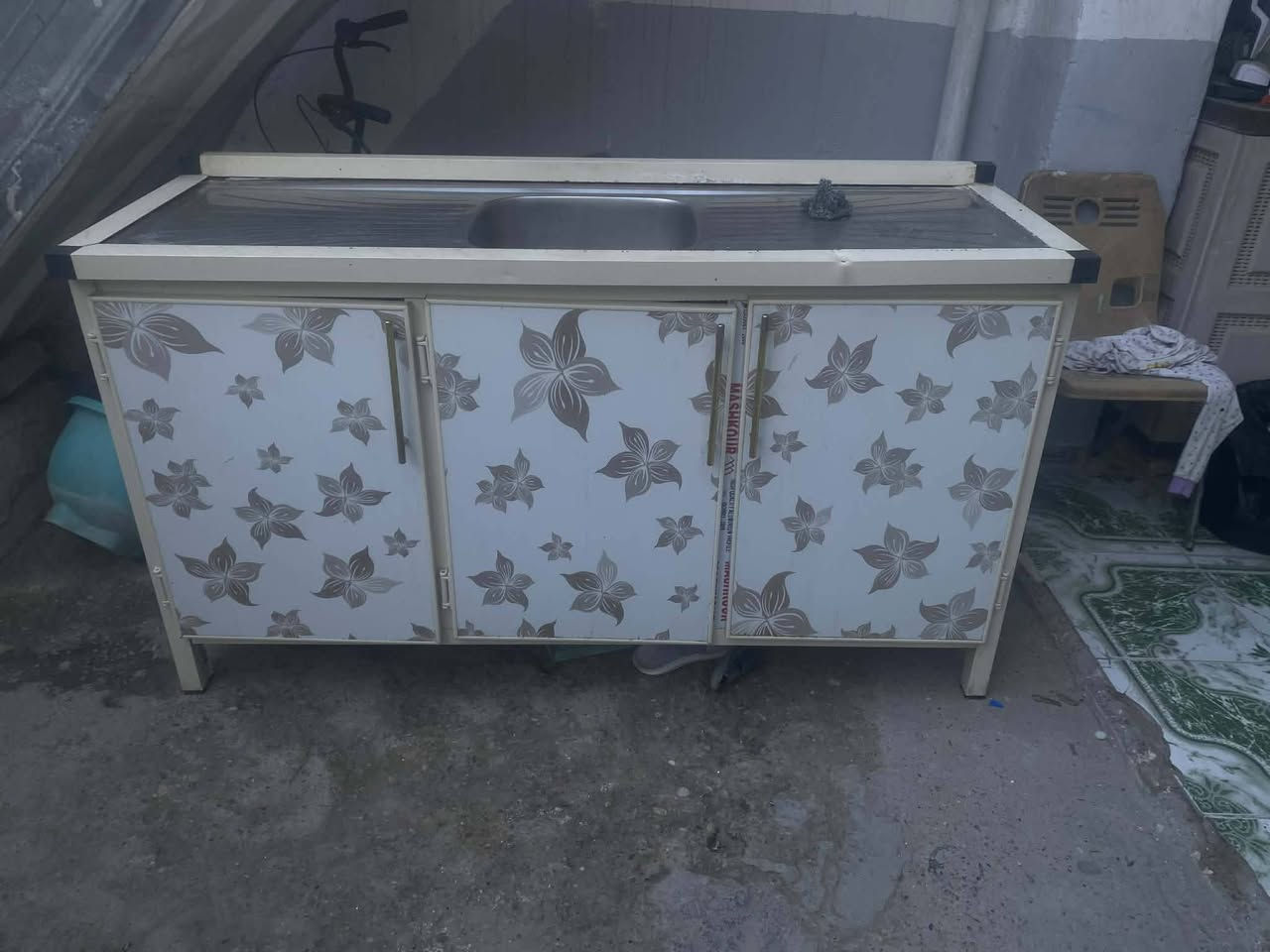 كاونتر للبيع مع اوفن 
سعر كاونتر 200 بي مجال 
عنوان بعقوبه قرب المصرف الفاروق


**إذا كنت صاحب هذا الإعلان وتريد حذفه لأي سبب، رجاءا أرسل رسالة إلى الدعم الفني**