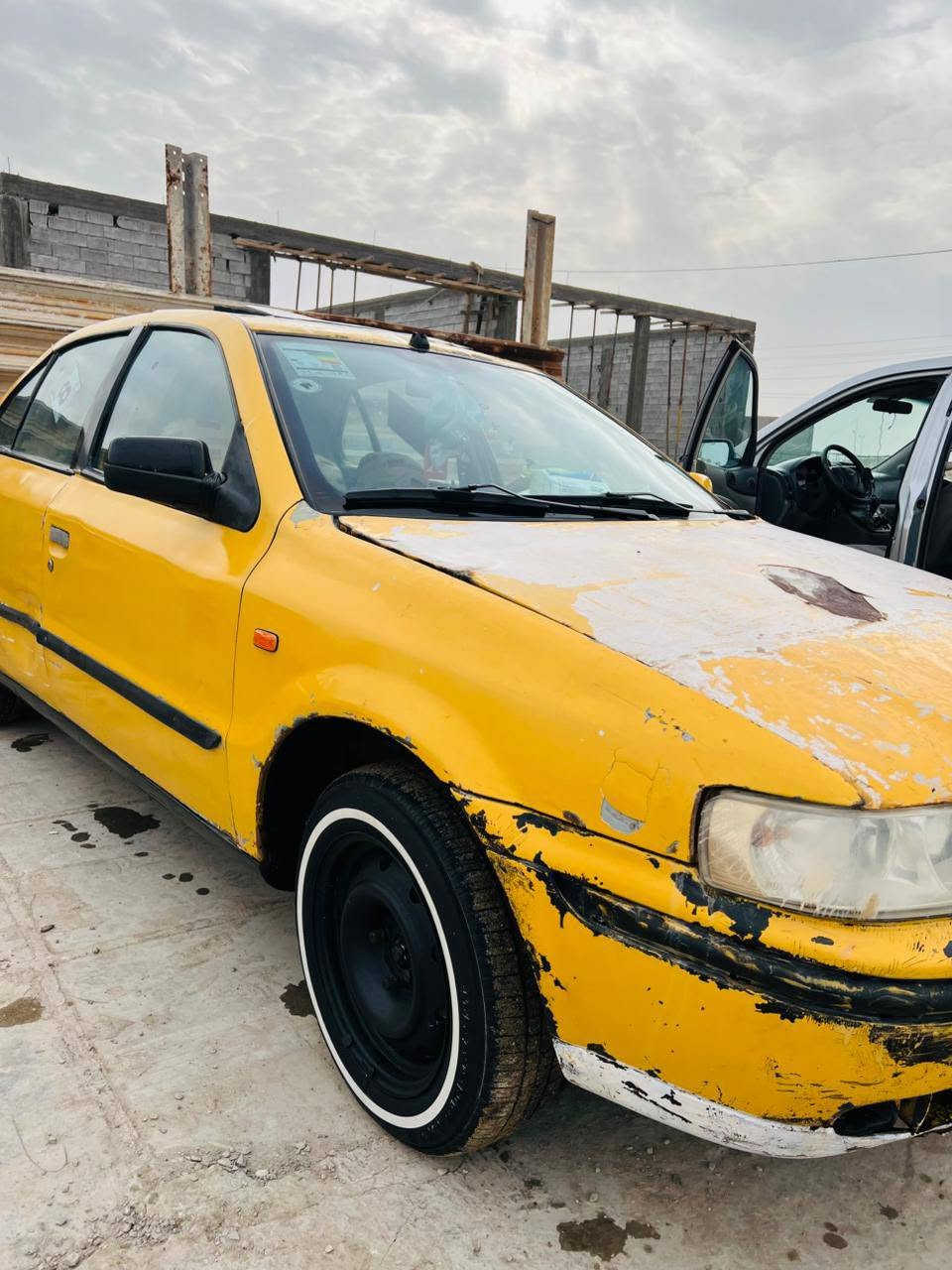 السلام عليكم سياره سمند للبيع موديل 11كير ومحرك بيه خيط بخار بدايه تخم تاير باتري جديد حداديه جديده راعيه ما اندله ابيع كوم حديد السعر 12 مكاني السماوه السوير رقم الهاتف ***********

