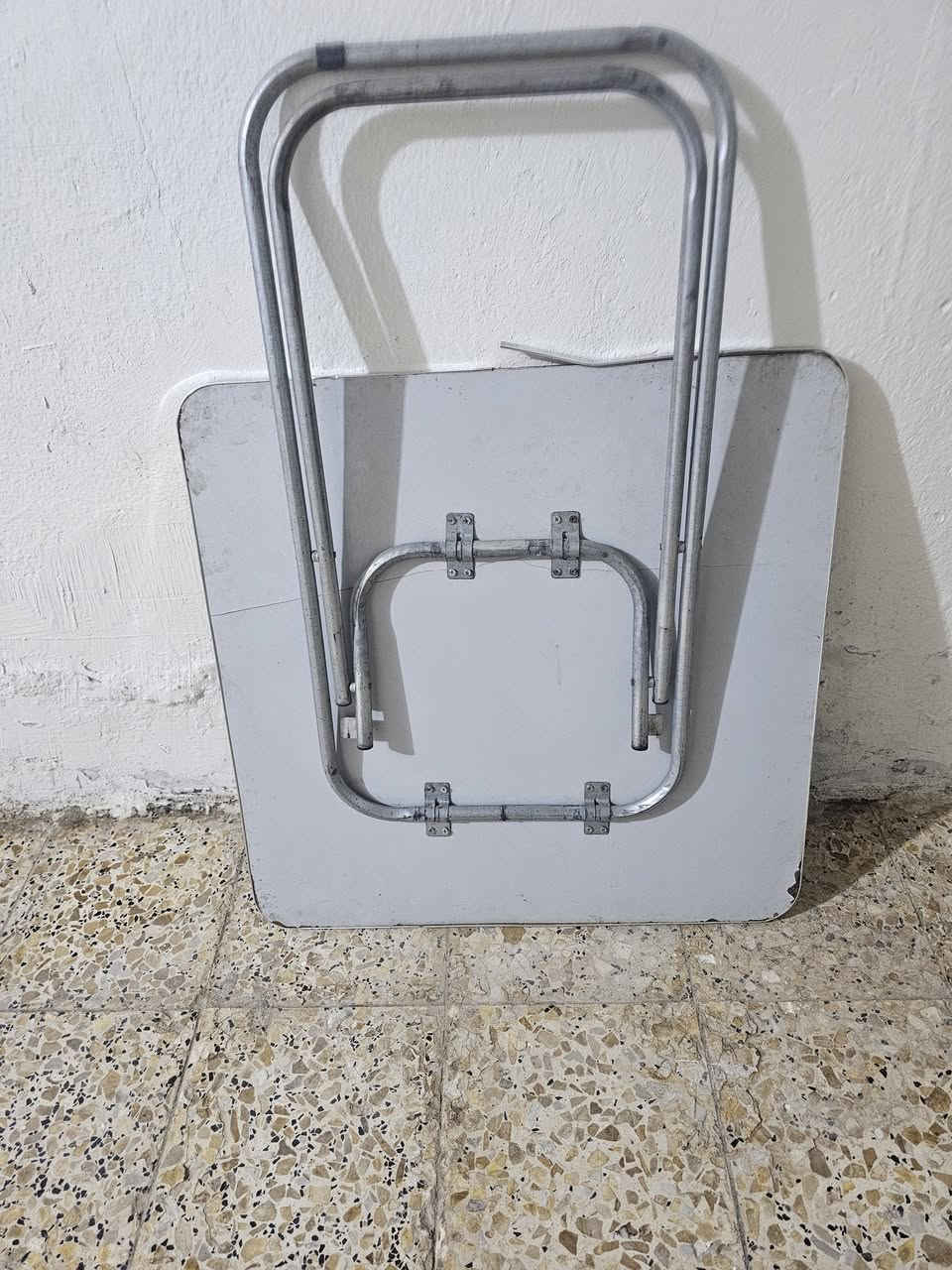 ميز طعام للبيع ب10توصيل مجاني


**إذا كنت صاحب هذا الإعلان وتريد حذفه لأي سبب، رجاءا أرسل رسالة إلى الدعم الفني**