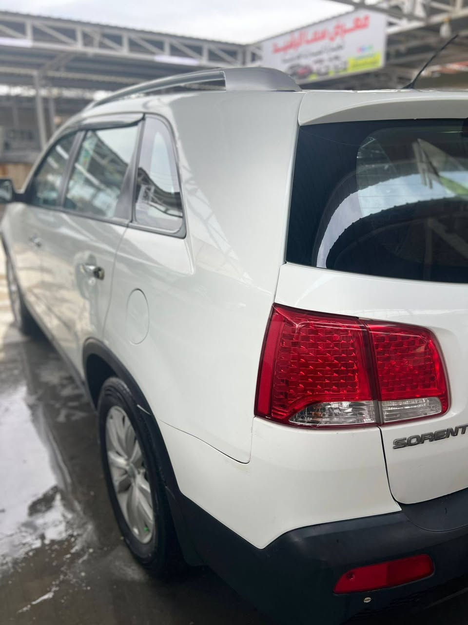 السلام عليكم عيوني
سورنتو موديل 2012 خليجيه محرك كير كفاله 

رقم بغداد 

سياره بيه فقط مسطره بلجنطه صبغ فقط 

سياره 4 سلندر 2400 دوش 7 راكب 3 قطع تبريد واحد على واحد تبريد فول تحكم مقود جهتين 

مكاني بغداد اليوسفية ناحية الرشيد حياكم الله 

سعر 134 وبيه مجال للطيبين 

هاتف *********** غيث الحميري كل الهلا بيكم تحياتي
