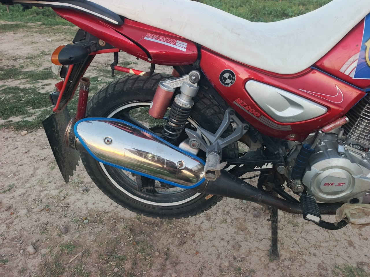 البيع سعر 900 وهذه رقمي ***********
