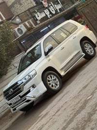 لاندكروز بريم • ٢٠١٨ • محرك ٤٠٠٠