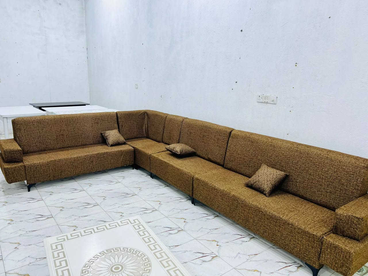 ديوان شغل درجه اولى
٥ قطع ١٠ مقاعد
***********
يوجد توصيل ٢٥ الف فقط
سعر ٣٥٠
متواجد عل وتساب ومازنجر
