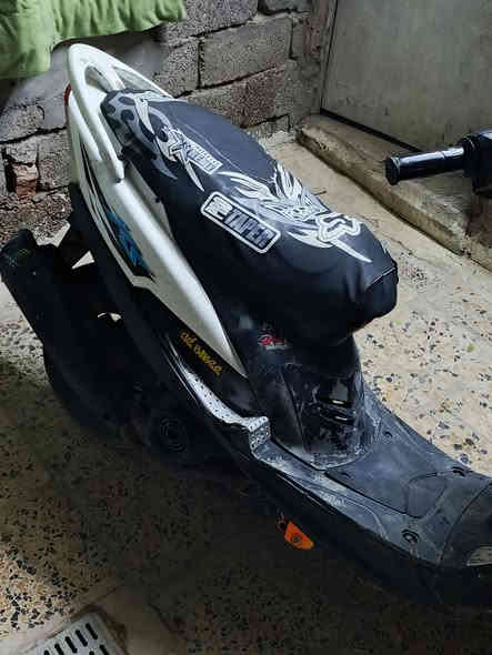 السلام عليكم دراجه ماكس 120 للبيع شغاله سلف هندر السعر 300 قفل ***********
