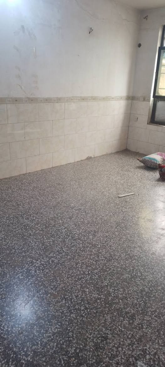 بيت الإيجار جاهز
بستان سامي خلف المجمع الطبي 
مساحه 150متر 
غرفه نوم صاله كبيرة مطبخ 
استقبال 
الاتصال *********** وات ساب
