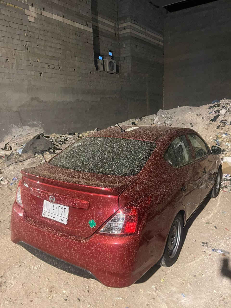 نيسان فيرسا 2019 معوقين رقم بصره وارد امريكي بيها قطعتين تبديل جاملغ وباب السايق جاهزه مكينه كير حداديه تخم تاير مابيها اي نقص السعرب 93 وبيها مجاال مكان السياره البصره وهاذ رقمي ***********

