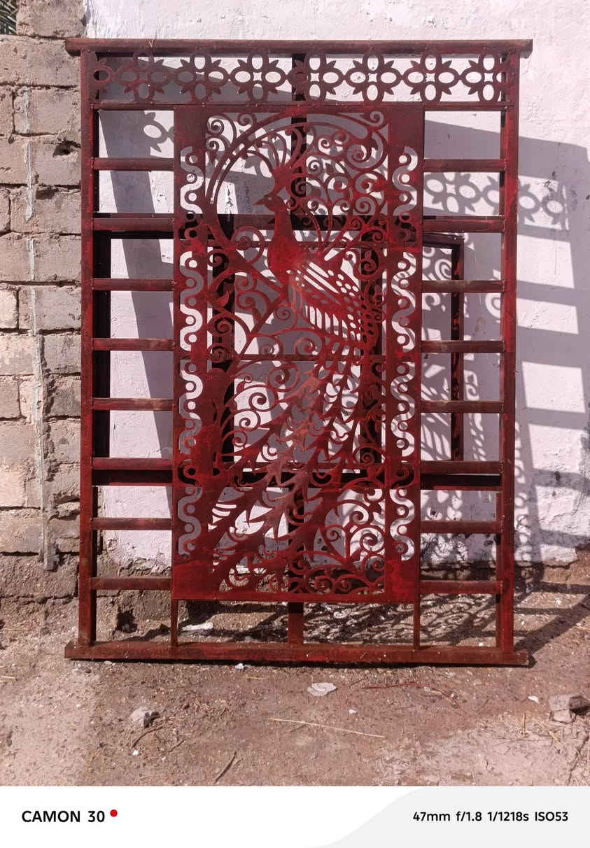 سلام عليكم #  جديد مامستعمل طول مترين ول عرظ متر ونص مكان الحمزي شرقي رقم *********** خاص مفتوح سعر 75 الف
