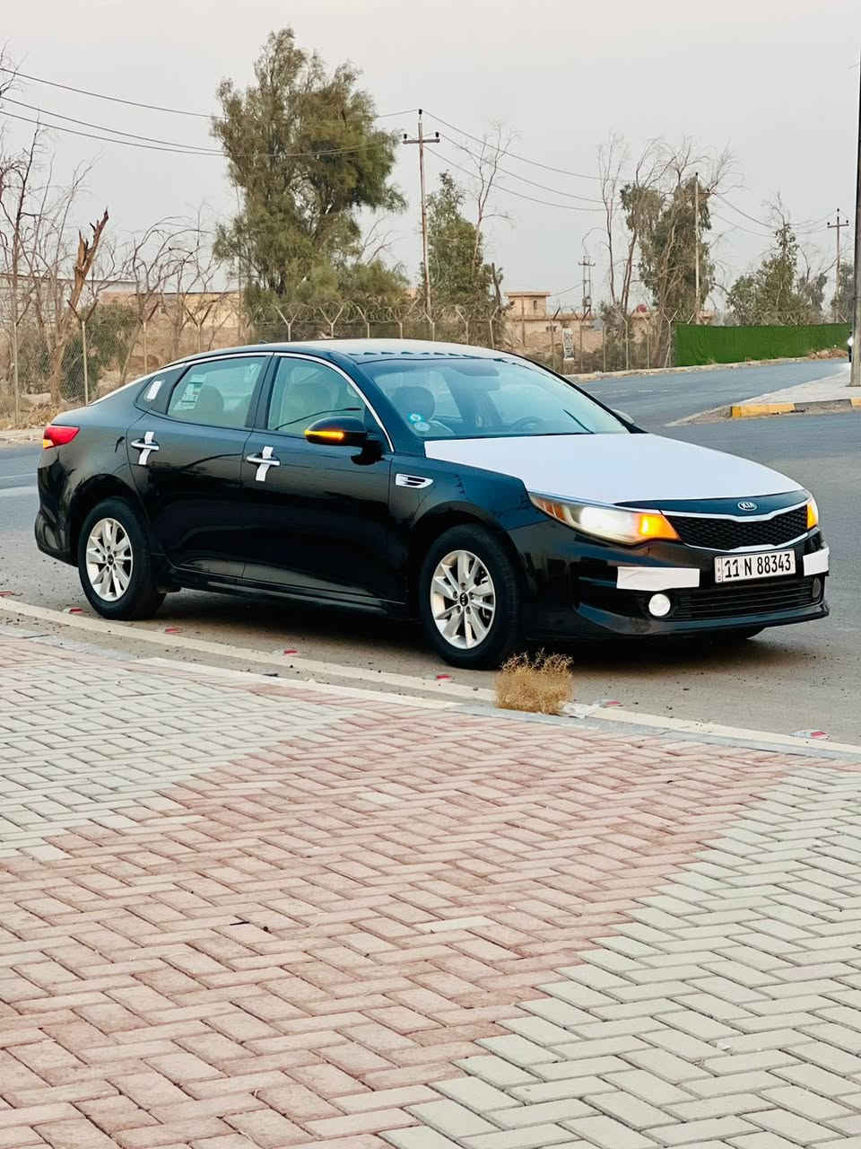 السلام عليكم 
كيا اوبتما موديل 2018
السعر 125 بيع او مراوس بموهافي كون فرق بسيط 
المواصفات :
شاشة كبيرة
رادارات جانبية
كامرة
حساس خلفي
داخل عسلي
محرك 2400
ثلاث وضعيات قيادة + سبورت
ماشيه 95 الف mil فقط
عليها إدامة كاملة من مجموعة الوقود والاحتراق والصدر وتخم تاير جديد وباتري قبل اقل الشهر تم صيانتها بالكامل ربع دينار ما تصرف عليها جاهزة من كل شي حادثها جاملغين امامي وبنيد
مكان السيارة بغداد 
للتواصل : ***********
