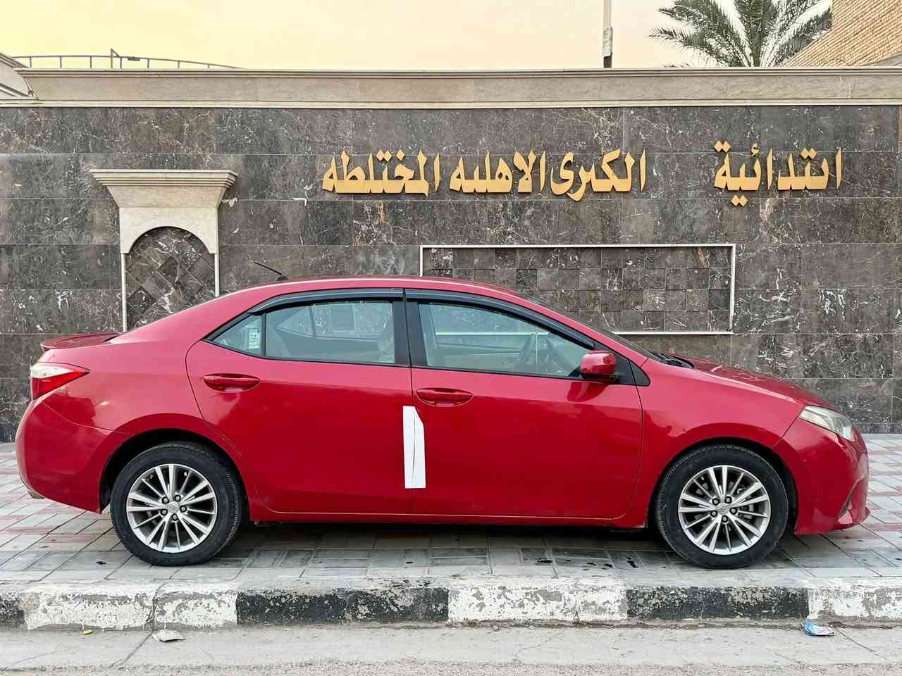 السلام عليكم كورلا 2015 للبيع صبغ بنيد جاملغ ماشيه 94 السعر 120رقمها بغداد ومكانها بغداد ***********
