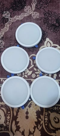 سبورت لايت • ٧٥ قطعة • أبيض